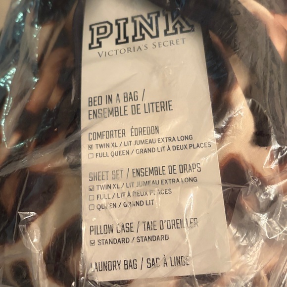 PINK Victoria's Secret Leopard Comforter Set brand new in bag - Picture 2 of 6